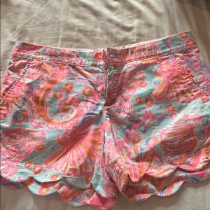 Size 10 Lilly Pulitzer buttercup shorts.